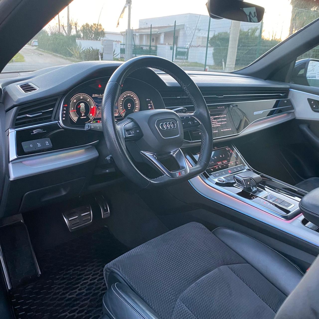 Audi Q8 50 TDI 286 CV quattro tiptronic