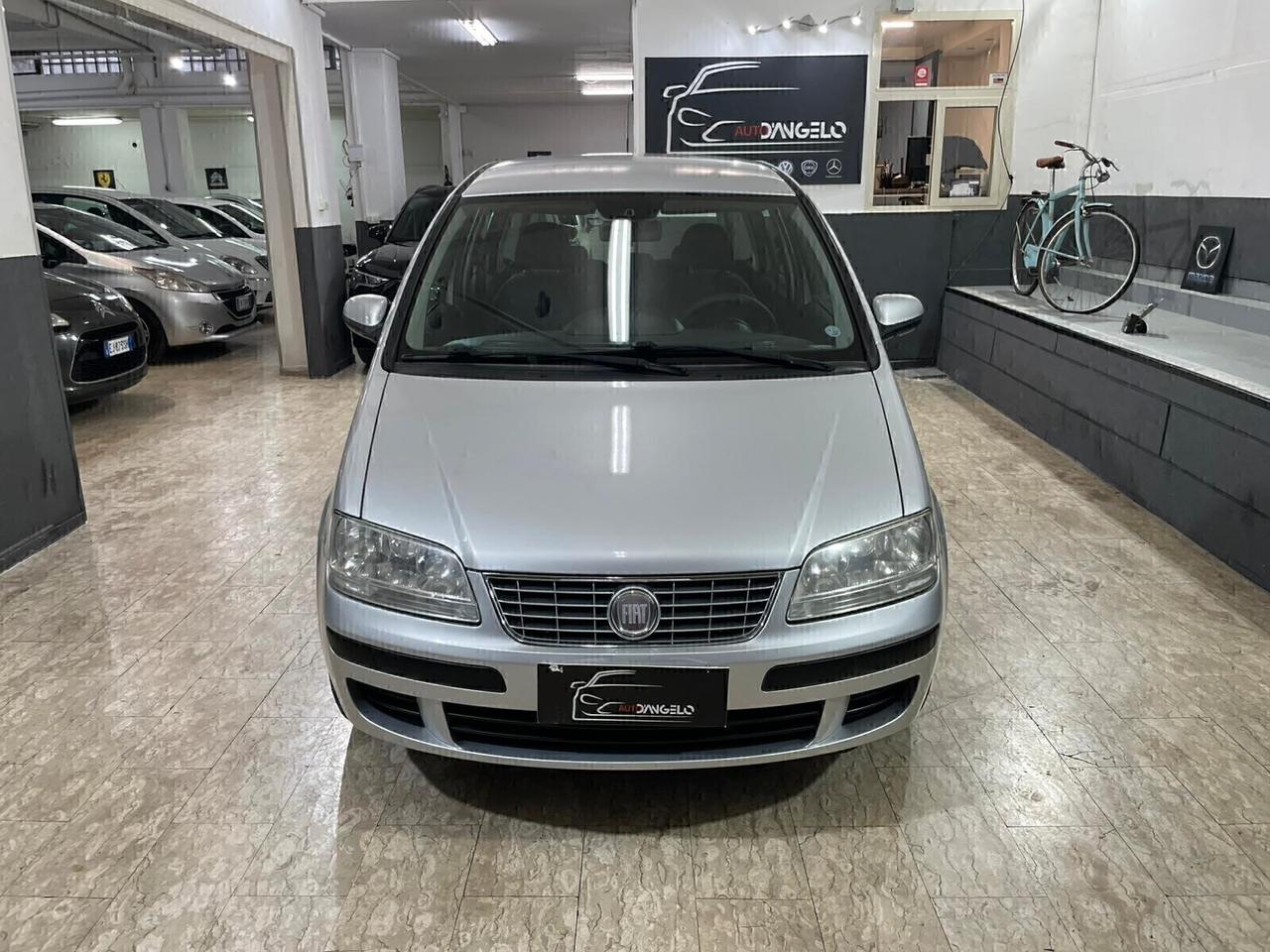 Fiat Idea 1.4 16V S&S Emotion