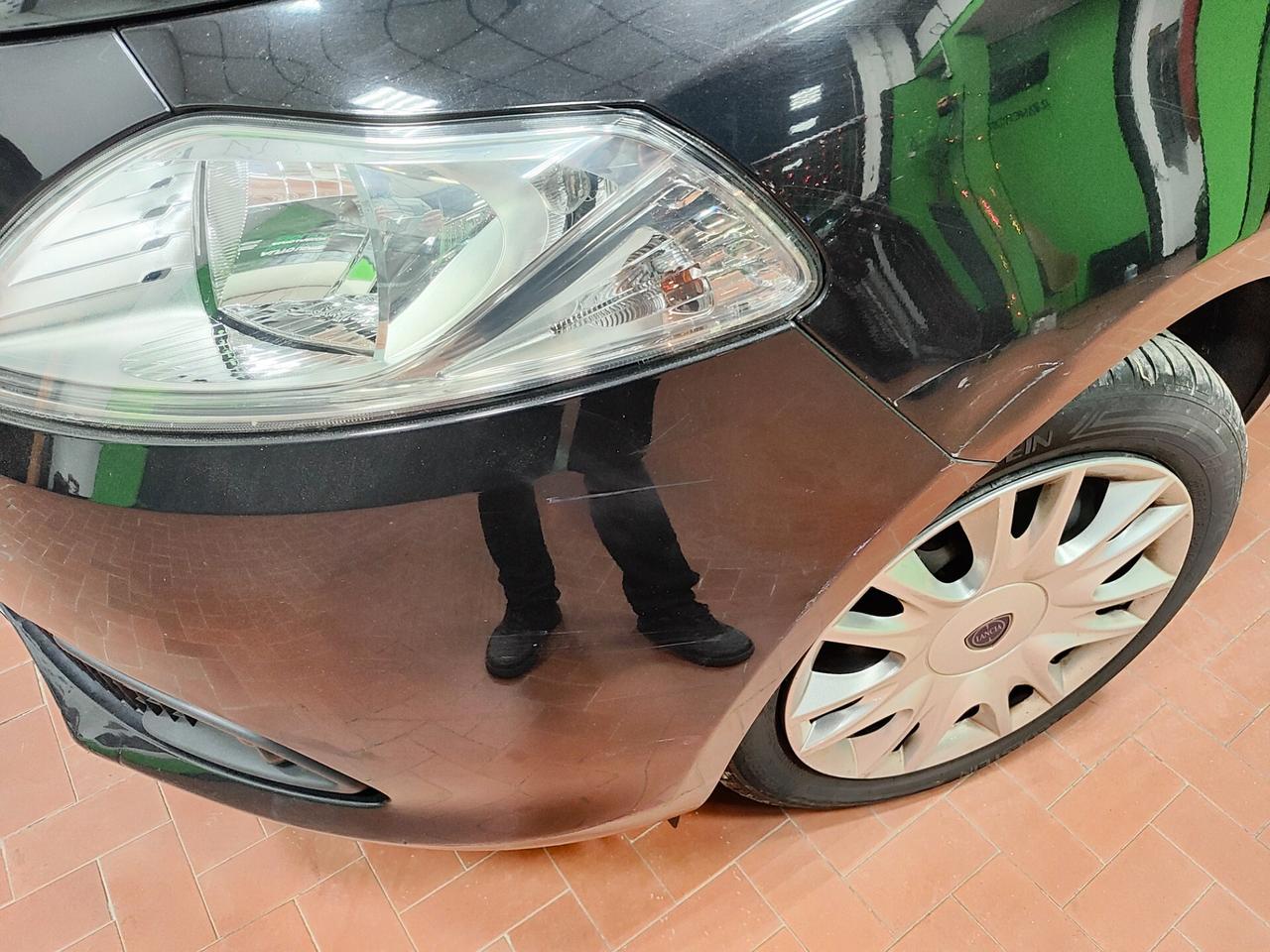 LANCIA YPSILON 1.2 NEOPATENTATI