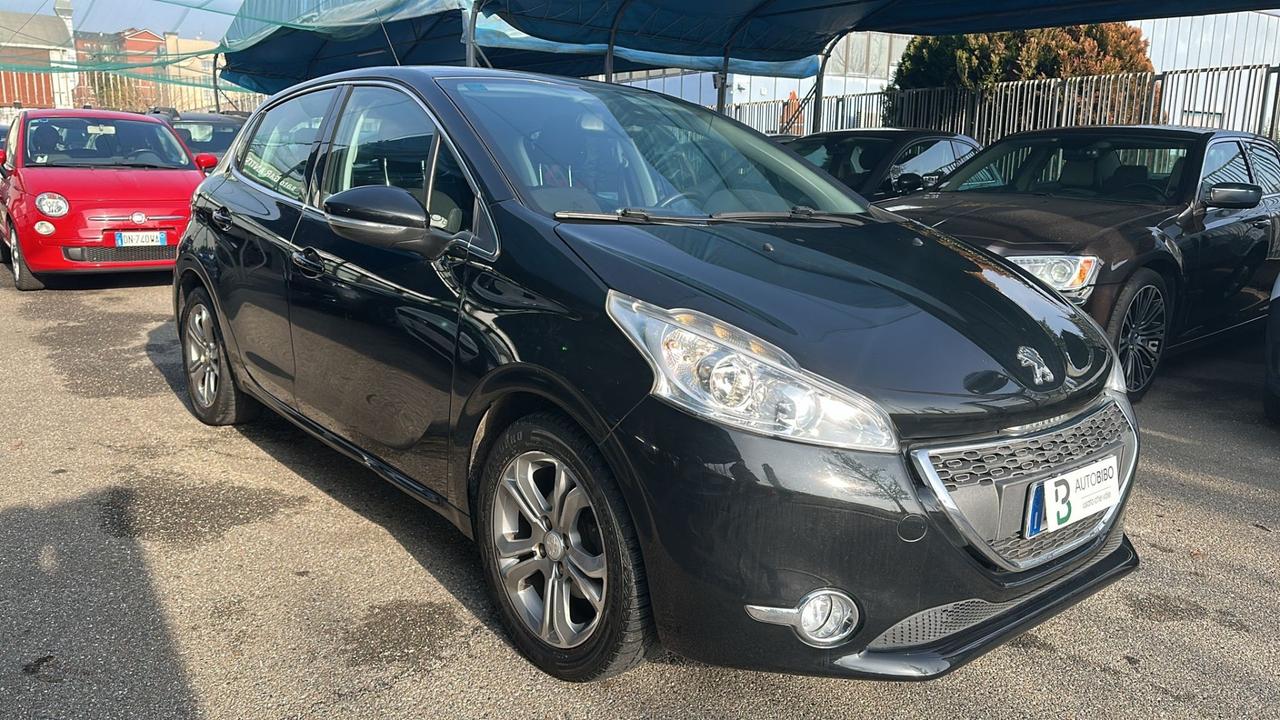 Peugeot 208 1.2 VTi 82 CV 5 porte Allure