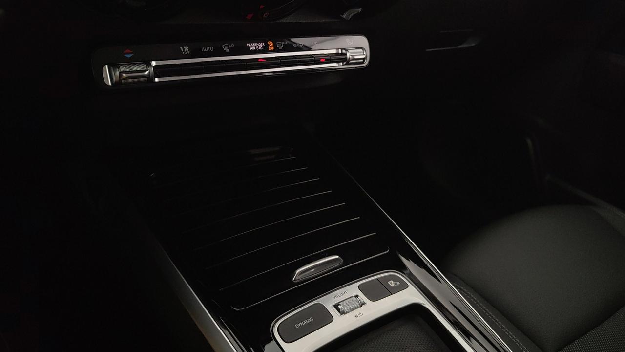 Mercedes-Benz GLB 180 d Progressive Advanced auto