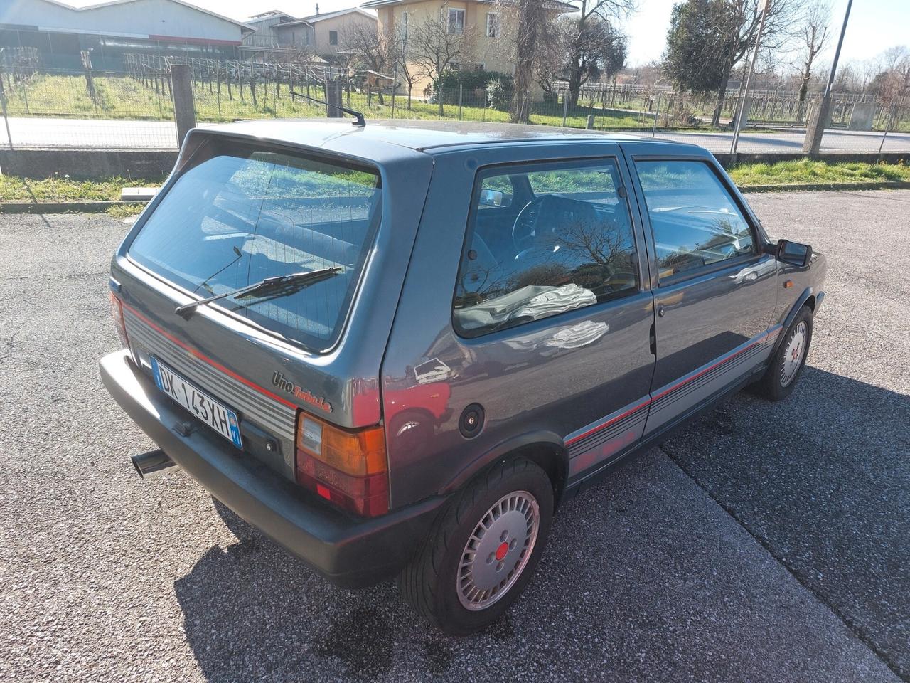 Fiat Uno turbo i.e. 3 porte del 1985