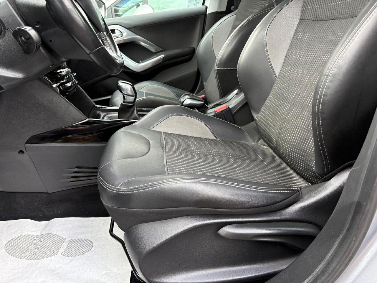 Peugeot 2008 PureTech 82 S&S Allure