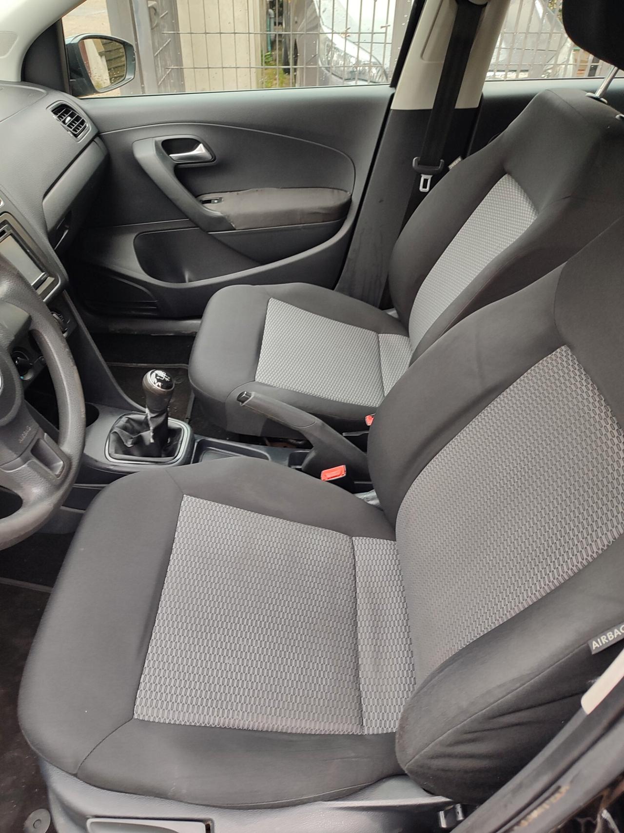 VOLKSWAGEN POLO 2014 1.2BENZINA GOMMATA ED TAGLIANDATA