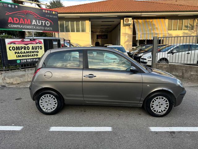 LANCIA Ypsilon 1.2 16V Platino