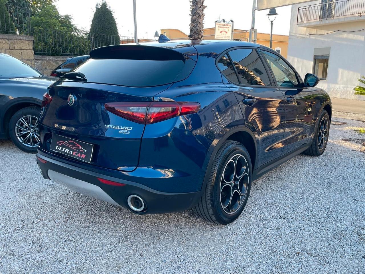 Alfa Romeo Stelvio 2.2 Turbodiesel 180 CV AT8 RWD Executive