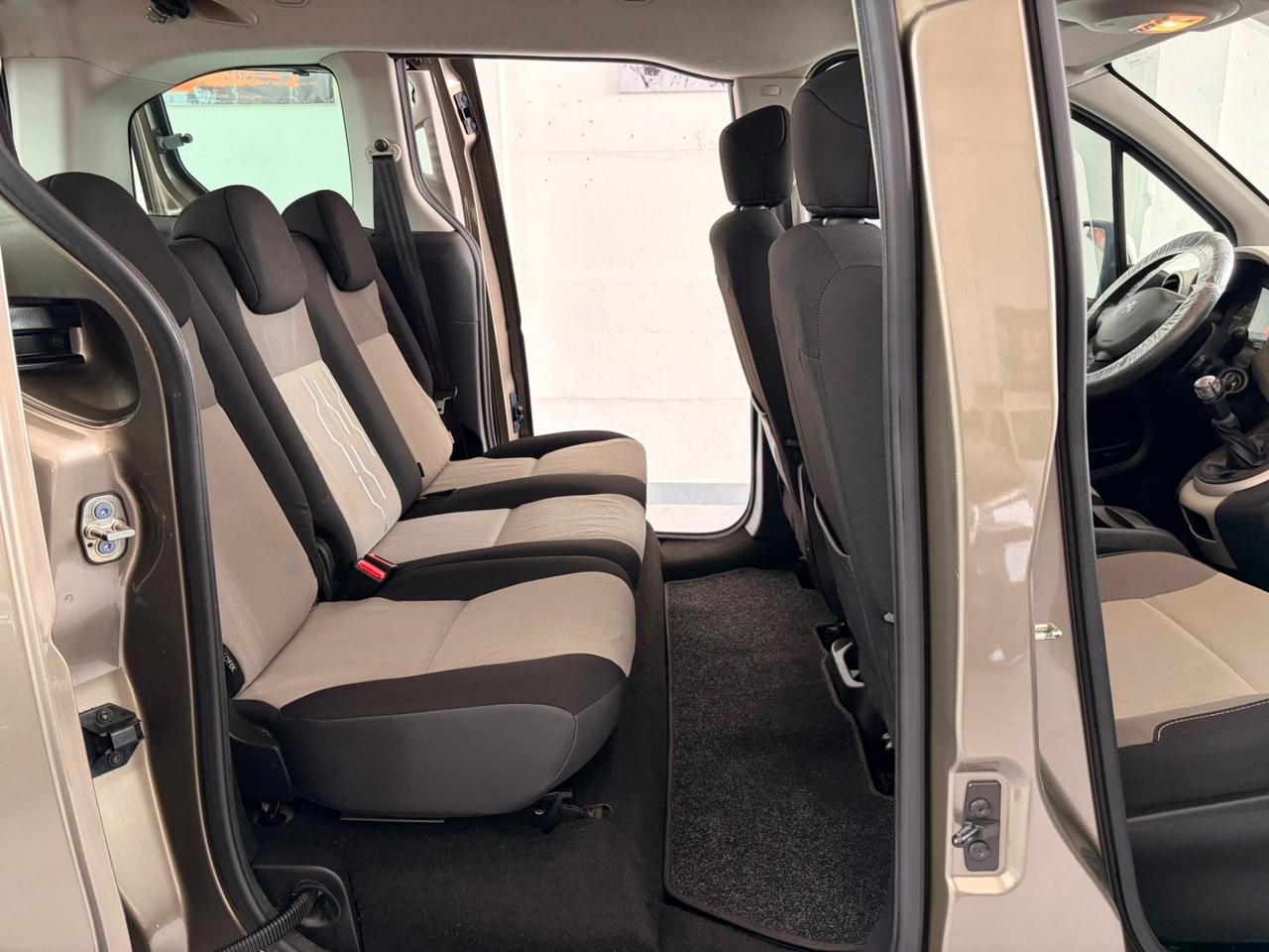 Peugeot Partner Tepee 1.6 HDi 115CV Family