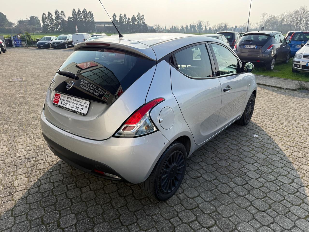 Lancia Ypsilon 1.2 69 CV 5 porte GPL Ecochic Platinum