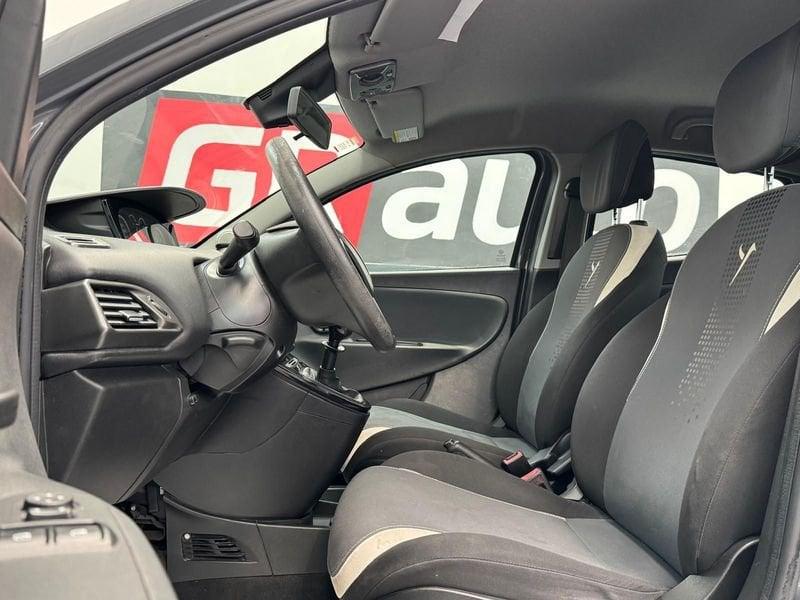 Lancia Ypsilon Ypsilon 0.9 TwinAir 5 porte Metano Ecochic Gold