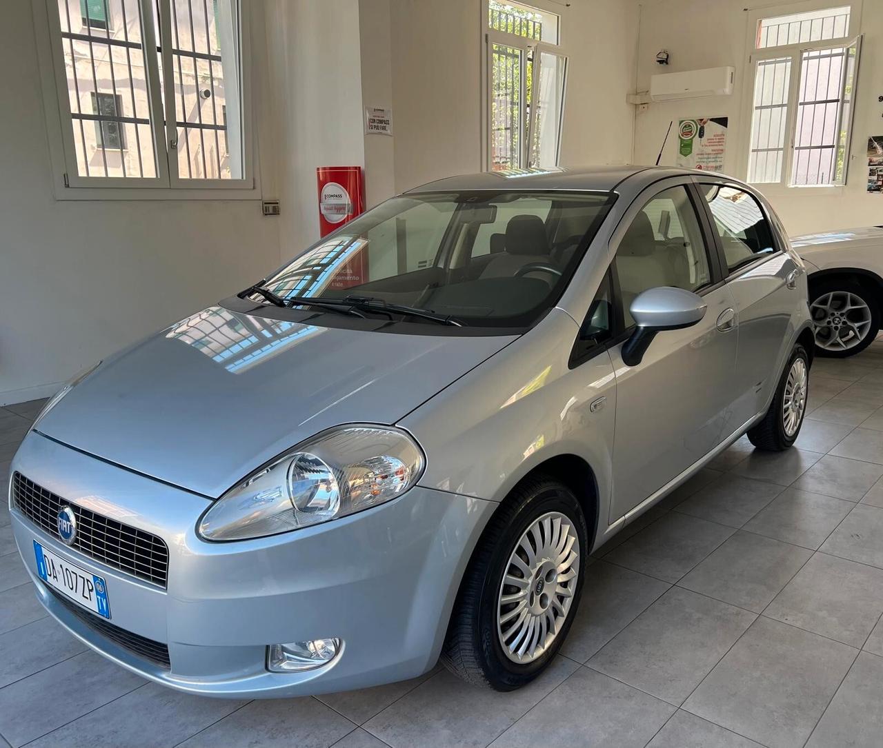 Fiat Grande Punto 1.4 OK NEOPATENTATI