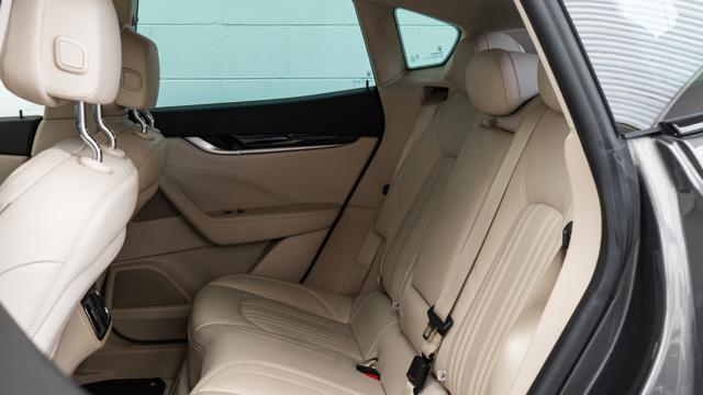 MASERATI Levante V6 430 CV S AWD Gransport SERVICES PERFETTO