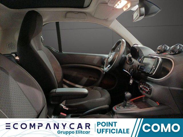 SMART ForTwo EQ black motion