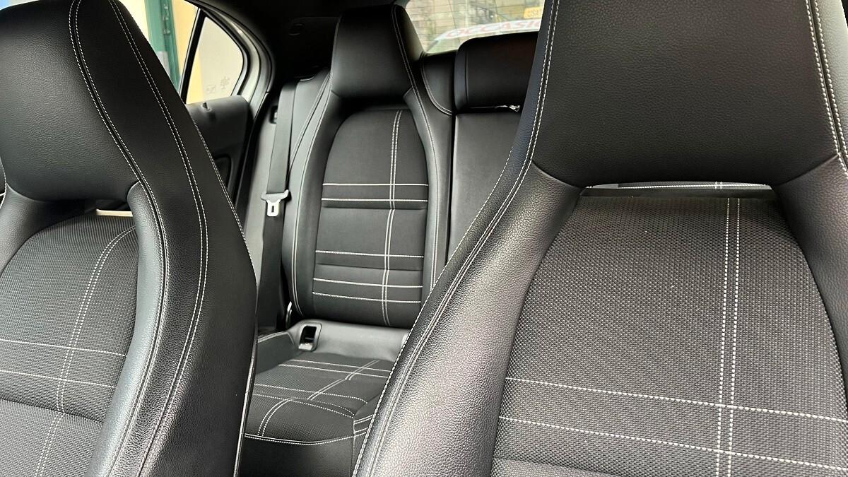 Mercedes-benz A 200 d Automatic Business
