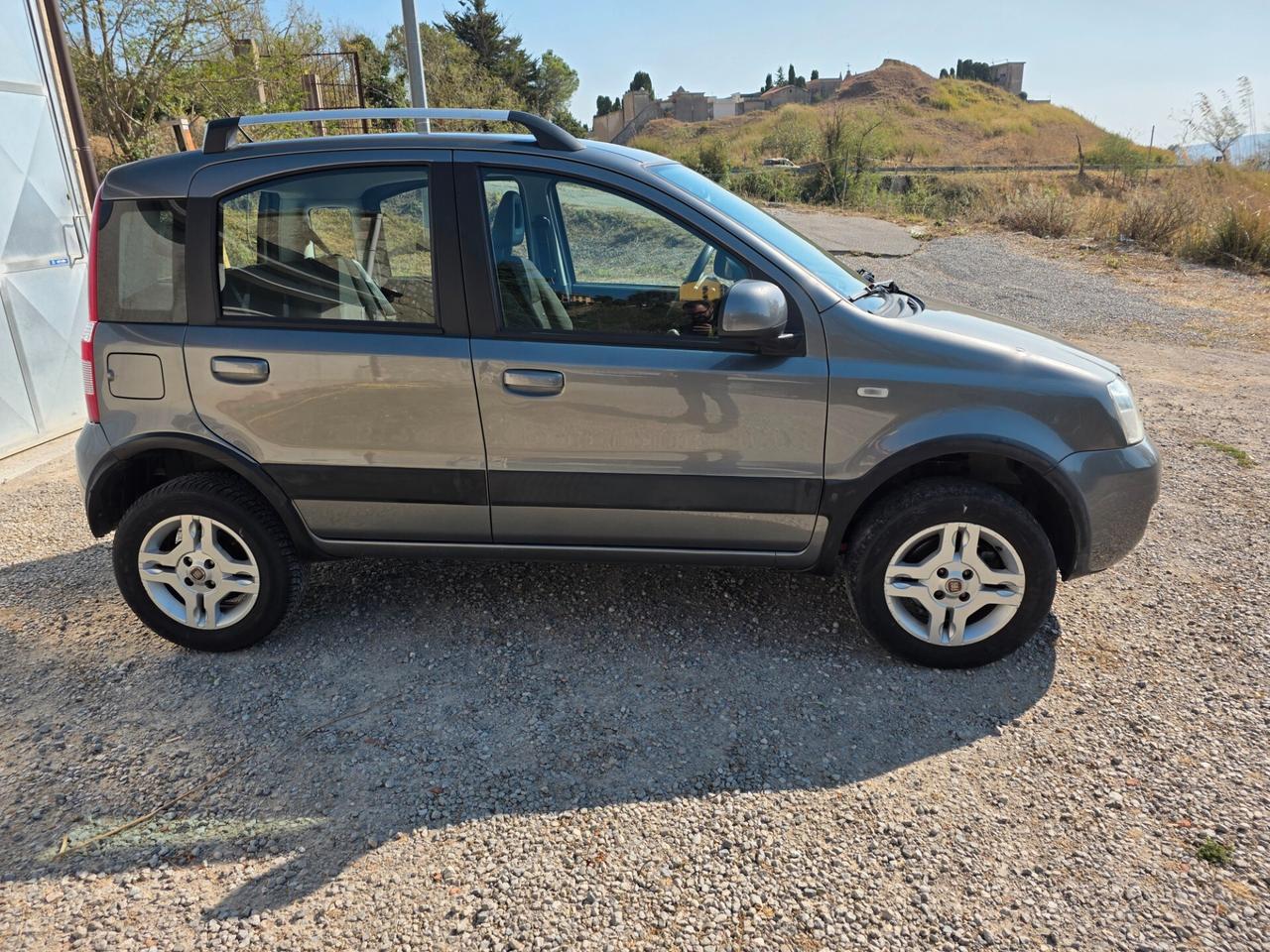 Fiat Panda 1.3 MJT 16V DPF 4x4 Climbing ELD