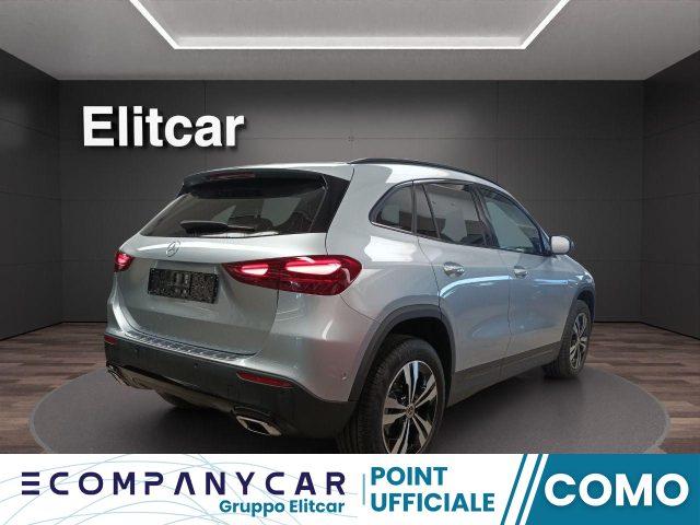 MERCEDES-BENZ GLA 200 Automatic Progressive Advanced
