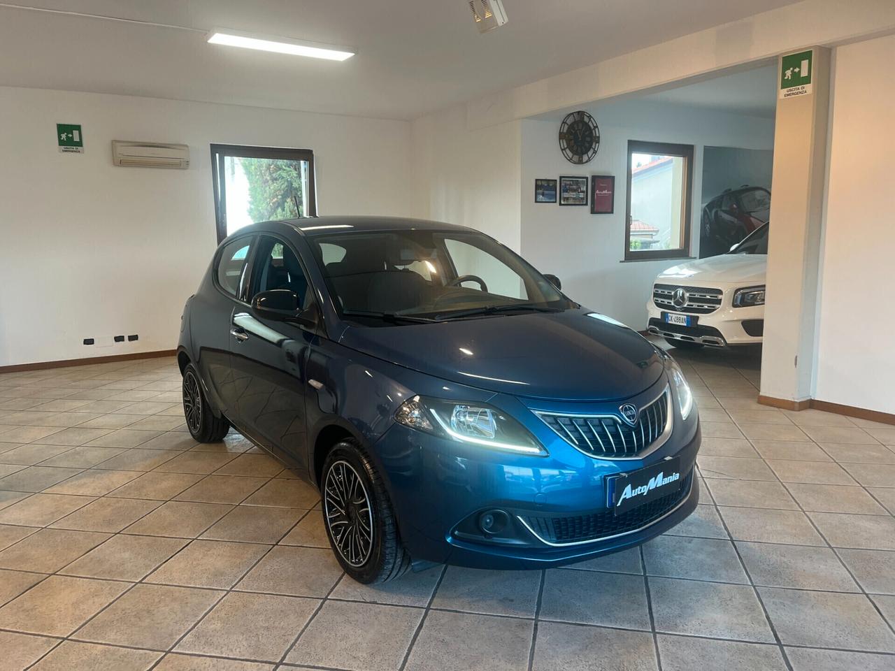 Lancia Ypsilon 1.0 FireFly 5 porte S&S Hybrid Silver Plus