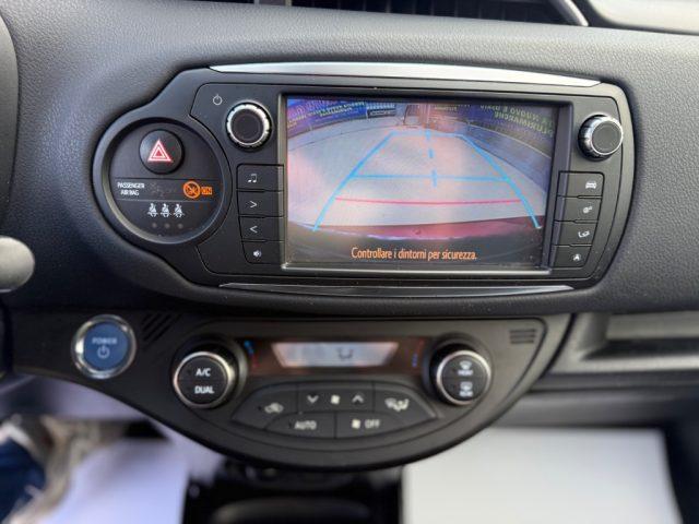 TOYOTA Yaris 1.5 Hybrid PARI AL NUOVO