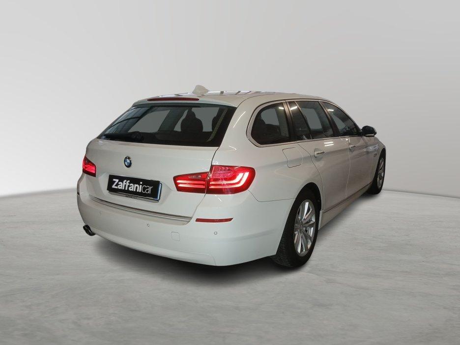 BMW Serie 5 (F10/11) - 520d Touring Luxury