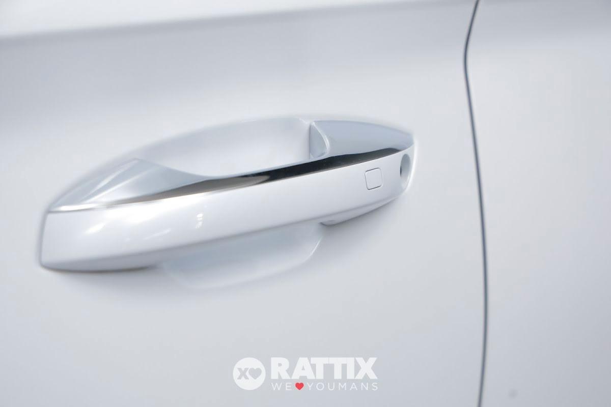 BYD Seal U DM-i 1.5 PHEV Boost + tetto apribile