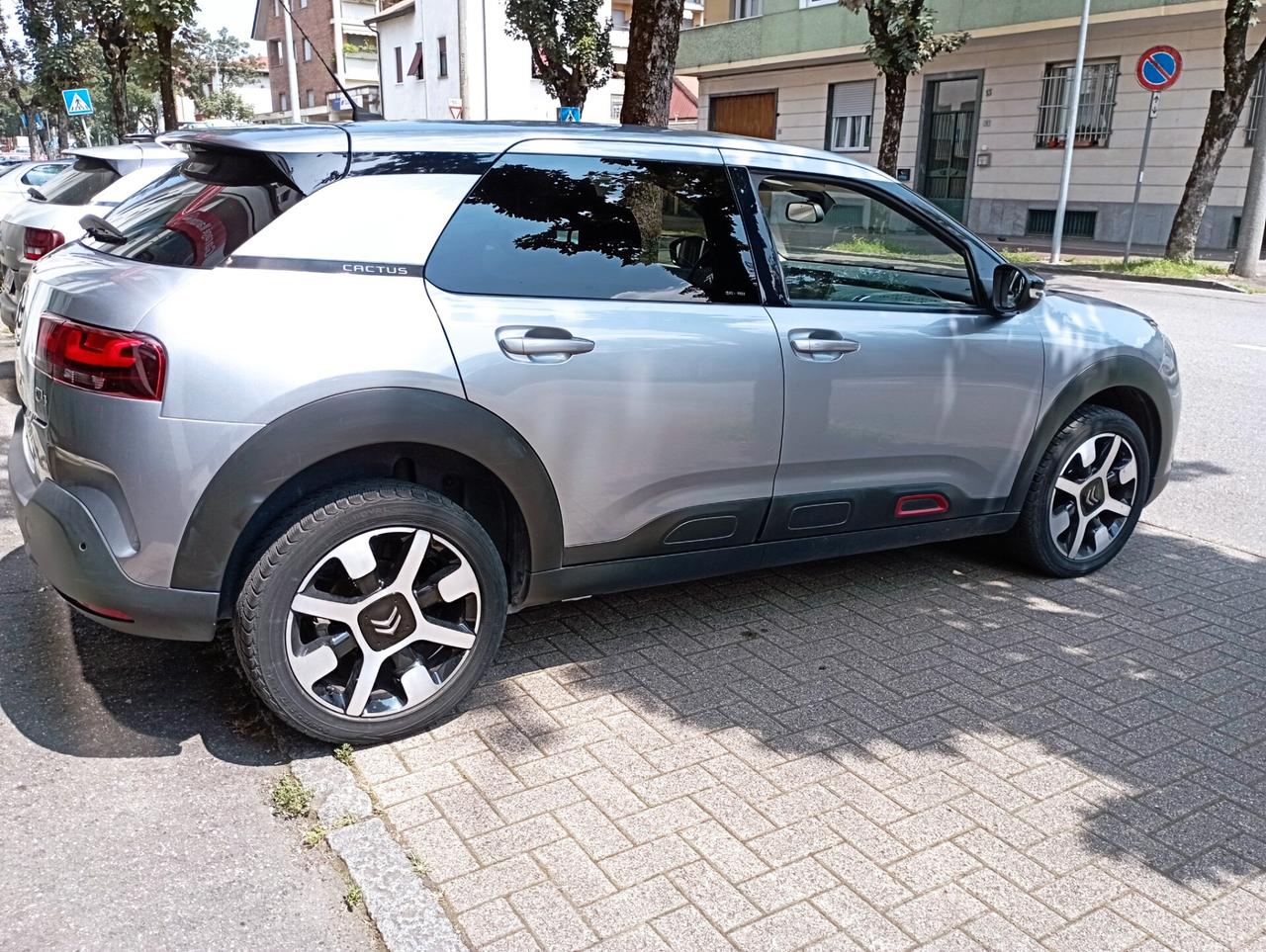 Citroen C4 Cactus BlueHDi 100 S&S Shine