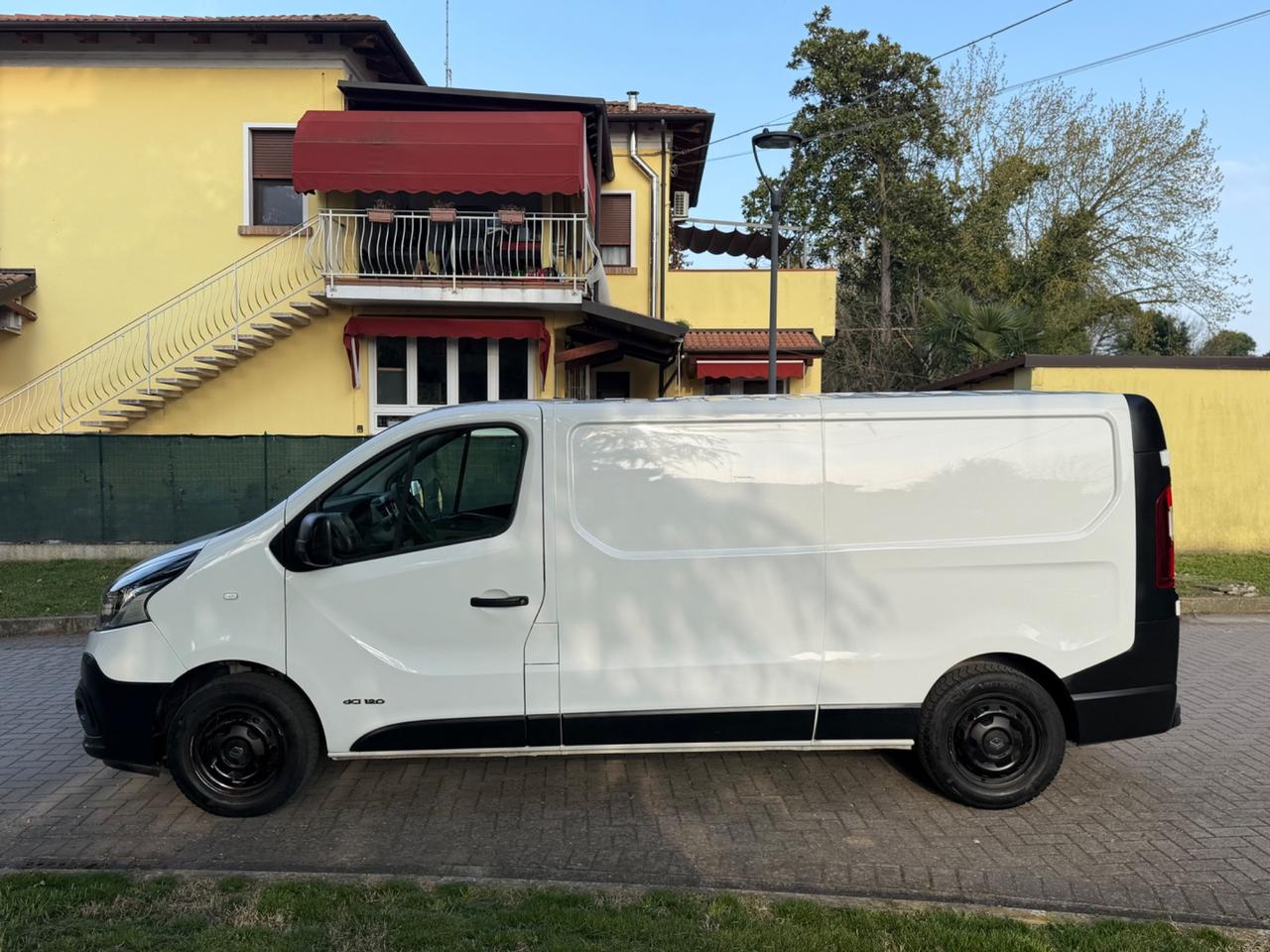 Renault Trafic 1.6dci 3posti passo lungo