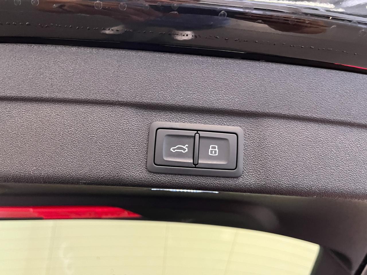 AUDI A5 AVANT E-HYBRID S-TRONIC QUATTRO S-LINE EDITION