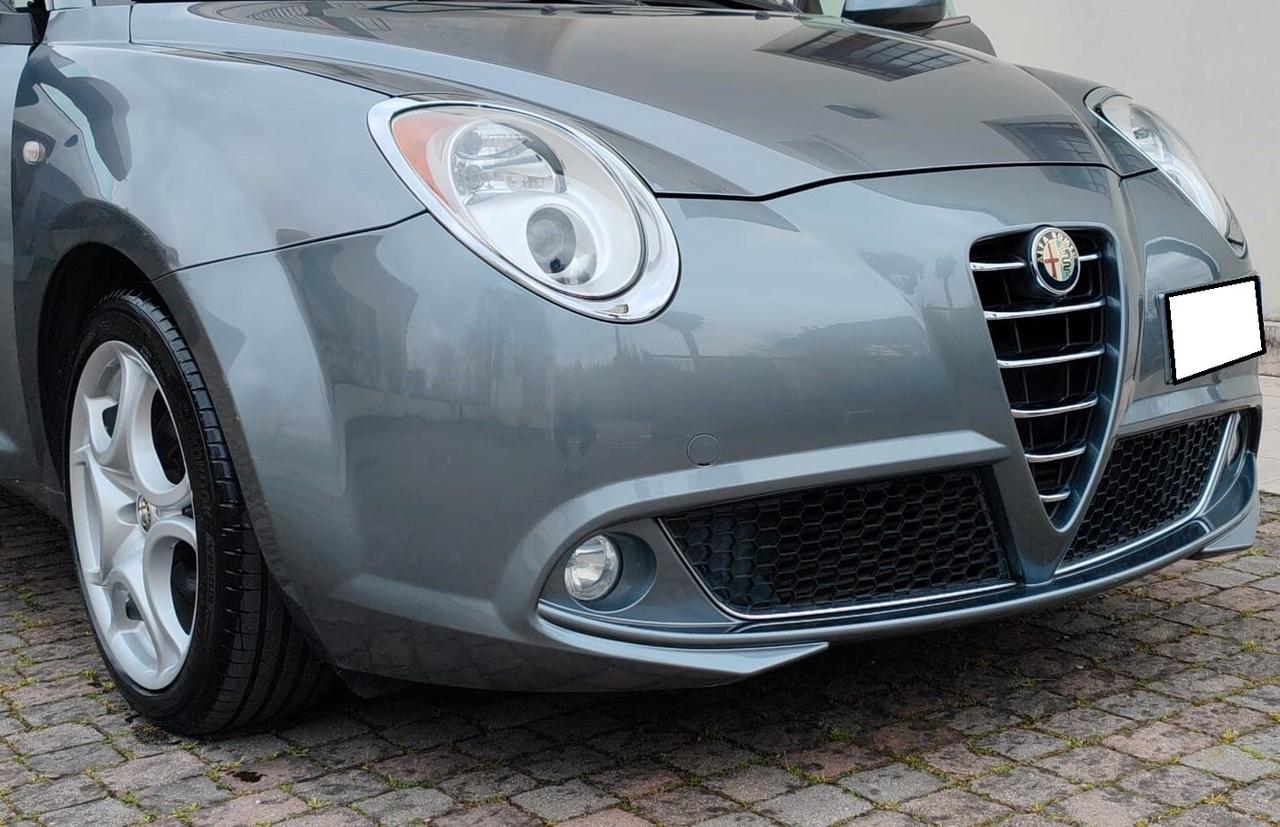 Alfa Romeo MiTo 1.6 JTDm-2 S&S Distinctive Sport Pack