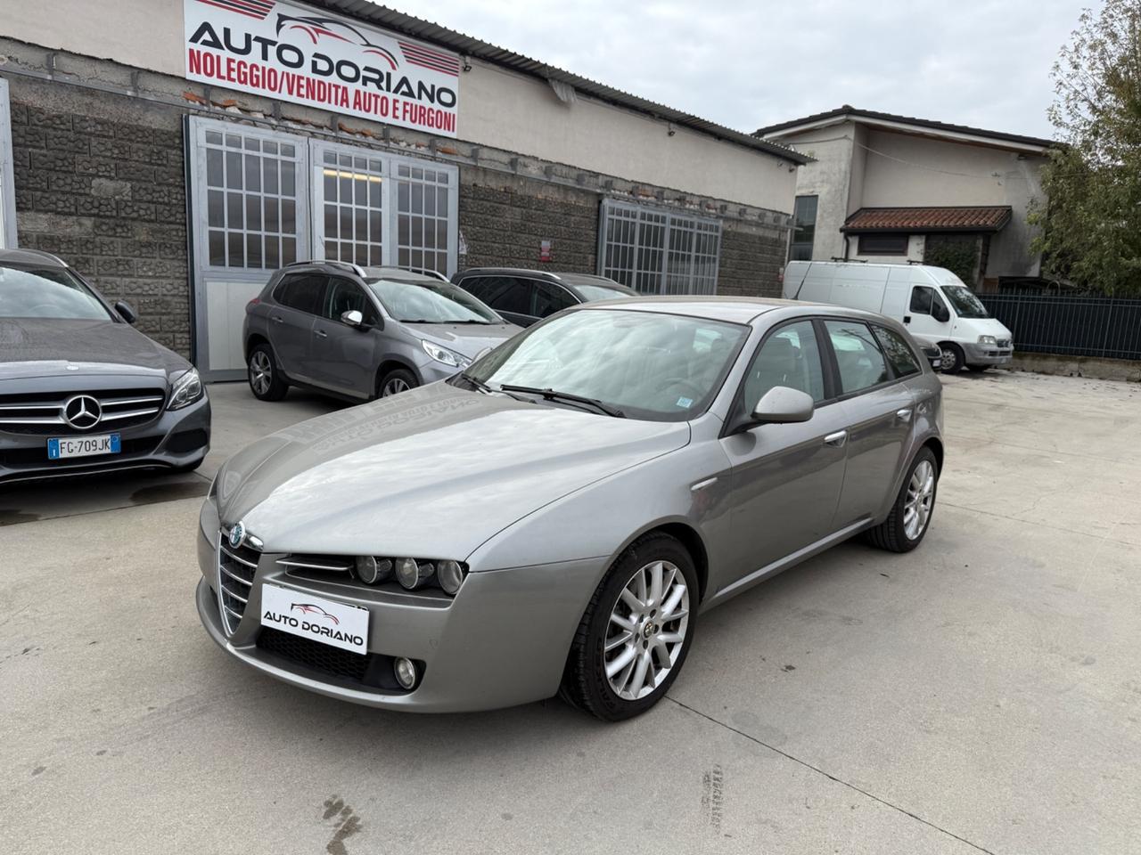 Alfa Romeo 159 1.9 JTDm 16V Sportwagon Distinctive