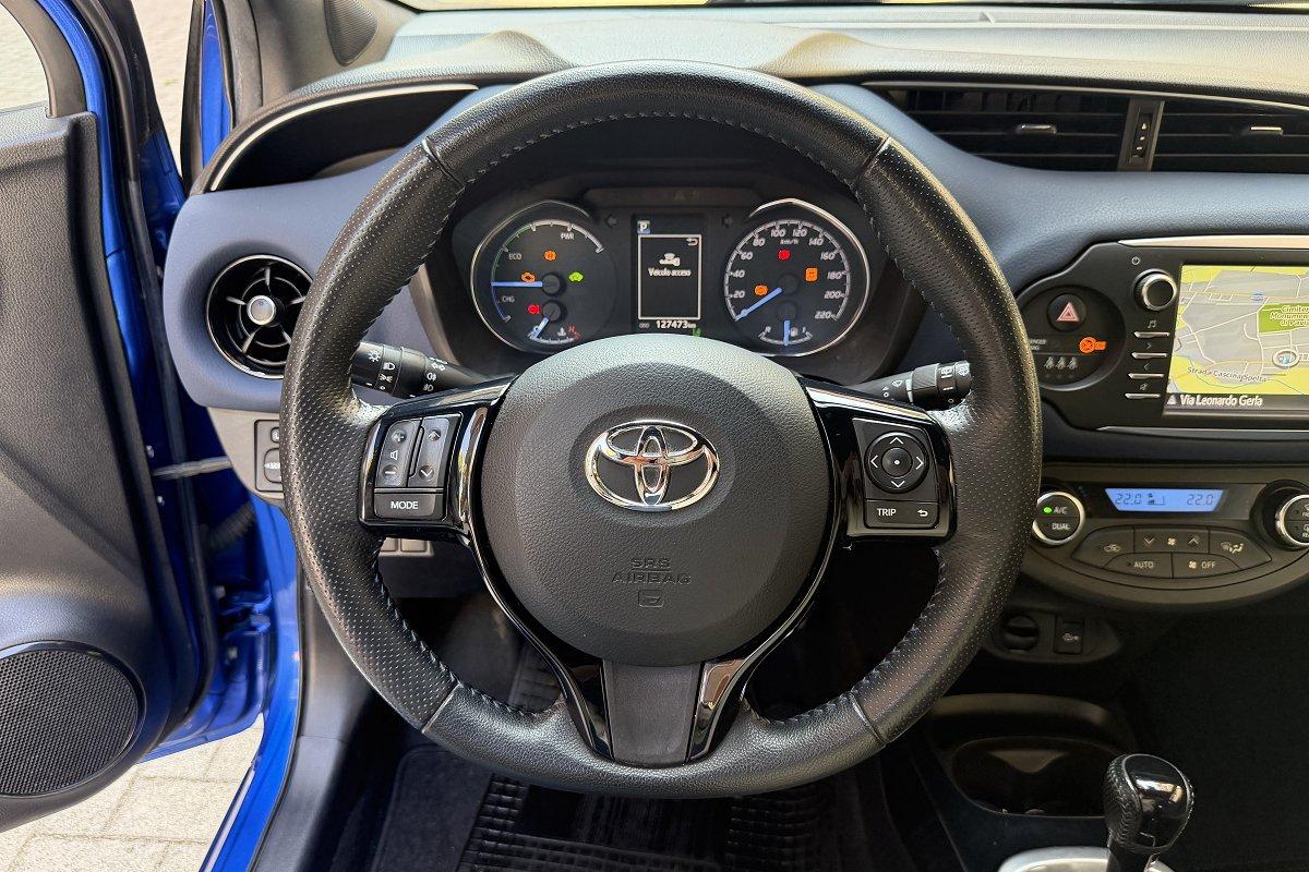 TOYOTA Yaris 1.5 Hybrid 5 porte Trend "Blue Edition"