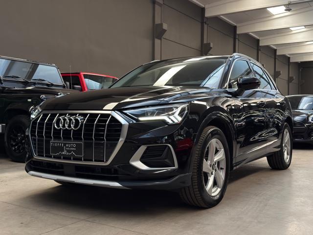 AUDI Q3 35 TDI quattro S tronic Business Advanced