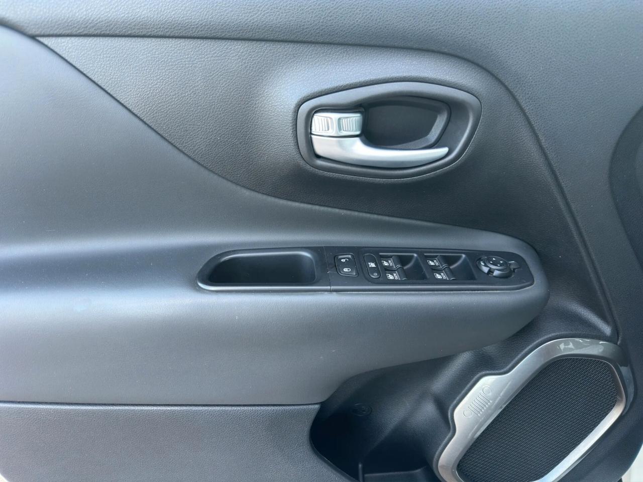 Jeep Renegade 1.3 T4 DDCT Limited