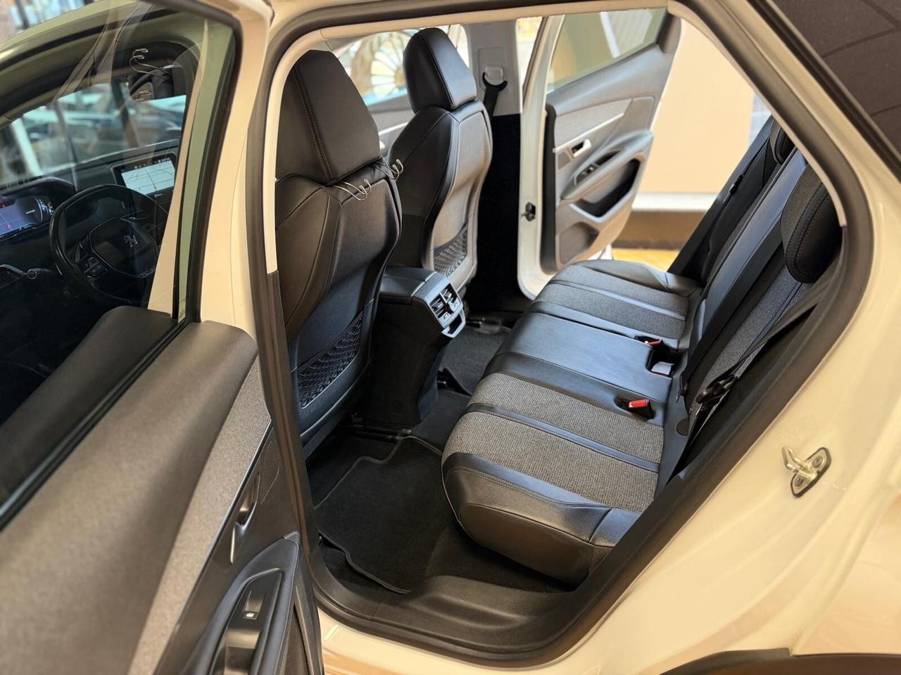 Peugeot 3008 PureTech Turbo 130 S&S Allure