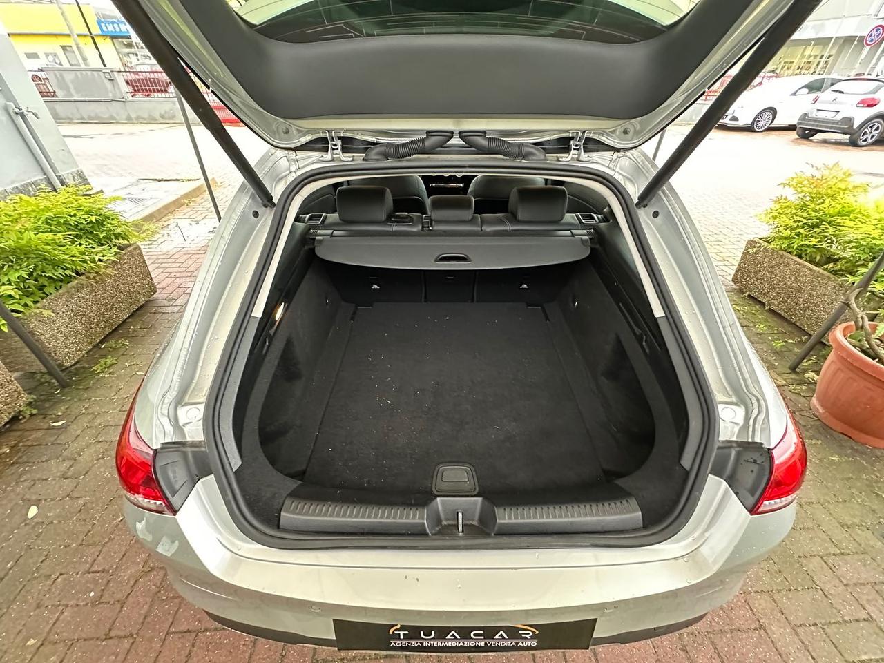 Mercedes-Benz CLA 180 Sport CLA 180 D