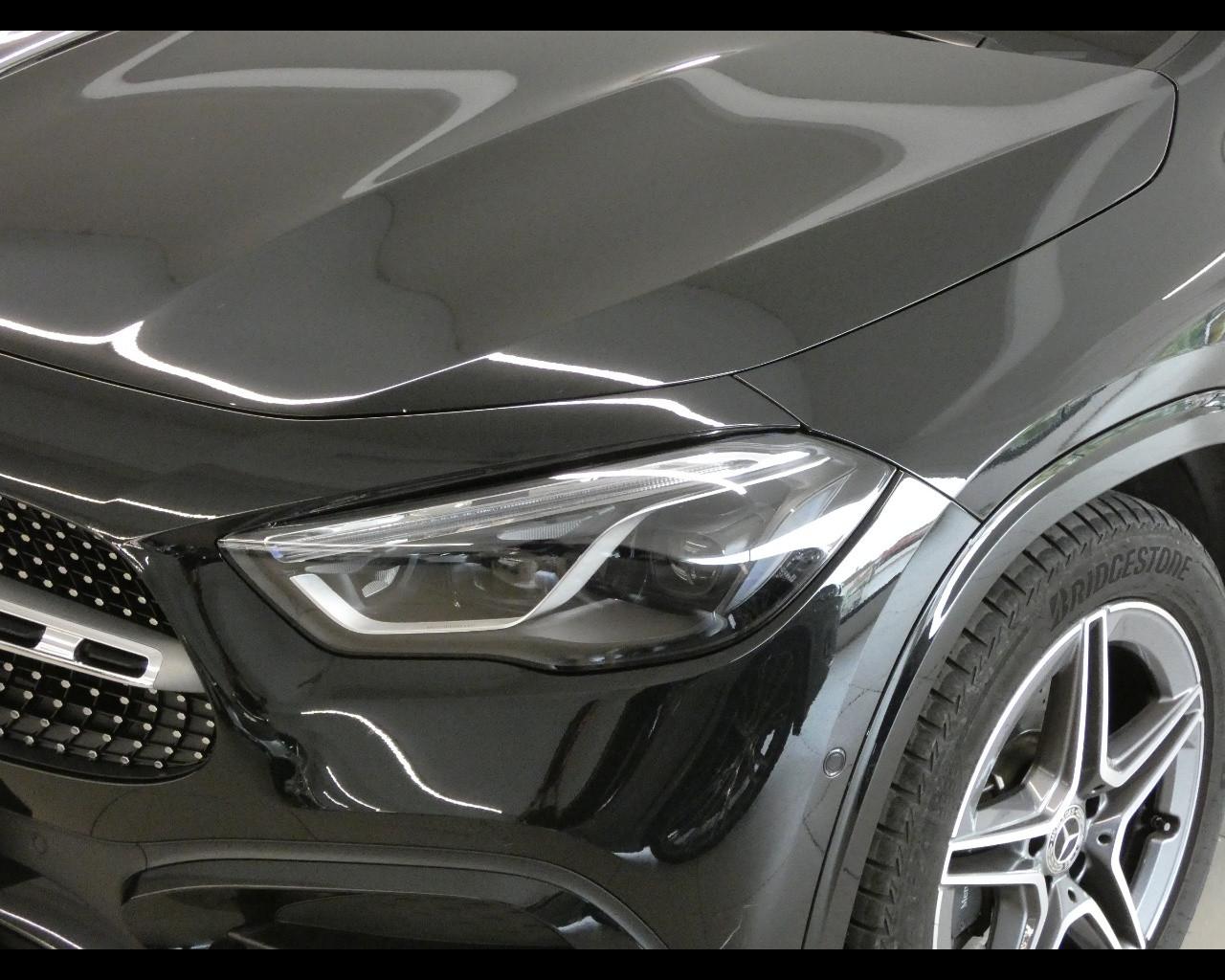 Mercedes-Benz GLA (H247) - GLA 200 d Automatic 4Matic AMG Line Premium Plus