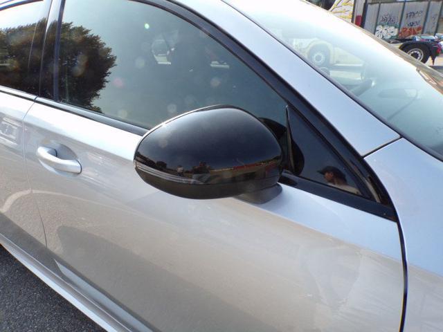 MERCEDES-BENZ A 180 d Automatic Premium