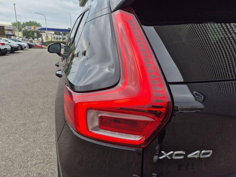 Volvo XC40 XC40 1.5 t3 Geartronic R-design 163cv auto my21