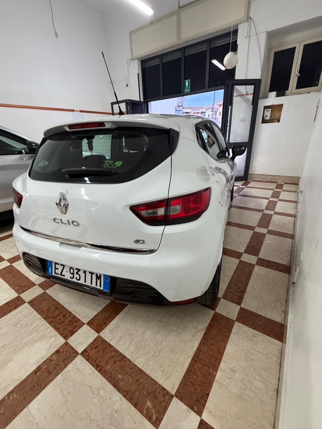 Renault Clio dCi 8V 75 CV Start&Stop 5 porte Energy Duel