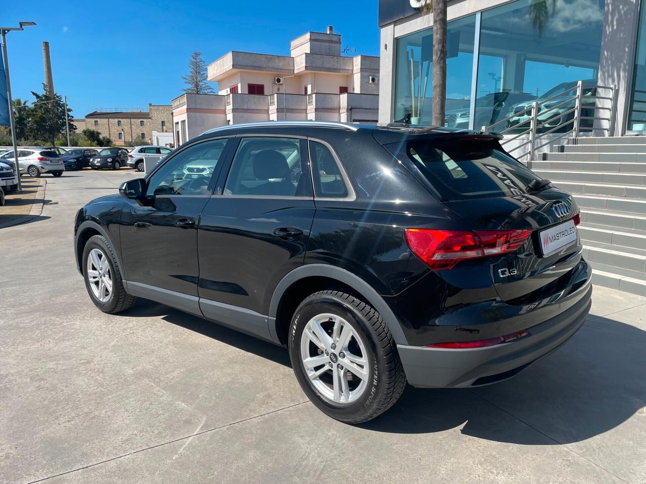 Audi Q3 35 TDI S tronic Business