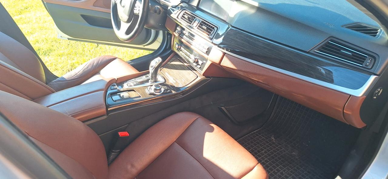 Bmw 525 525d xDrive Touring Business