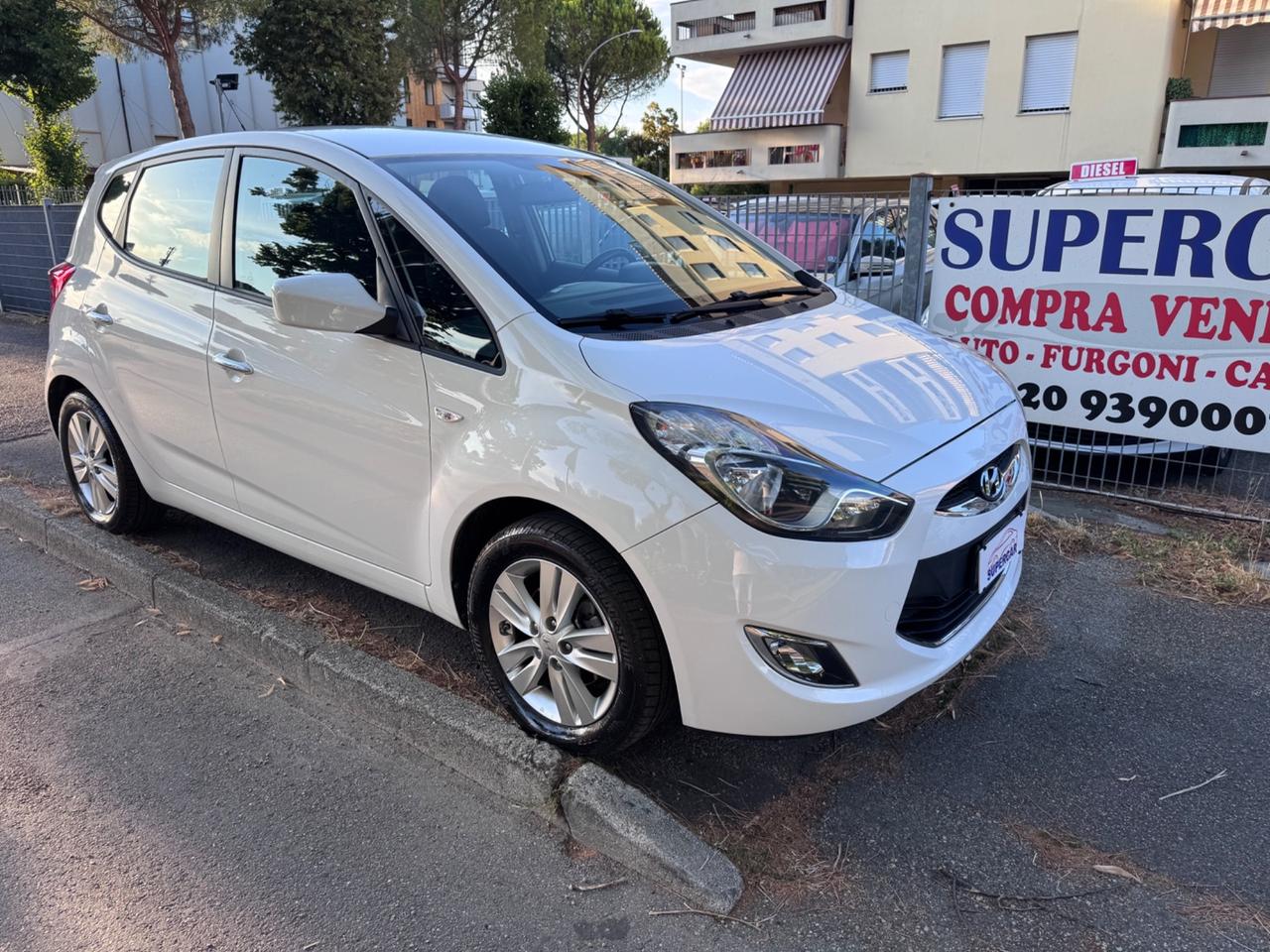 Hyundai iX20 1.4 GPL 90 CV neopaten garanzia 12 mesi