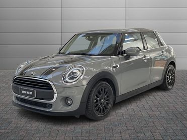 MINI Mini IV F55 2018 5p - Mini 5p 1.5 One Baker Street 102cv aut