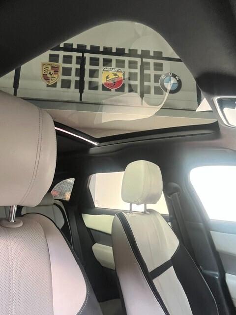 RANGE ROVER VELAR R-DYNAMIC SE 5p 3.0 D V6 300CV SE TETTO NAVI CERCHI 21 VIRTUAL