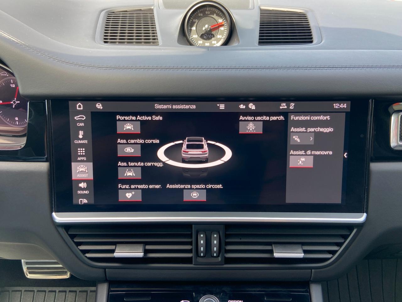 Porsche Cayenne Coupe 4.0 GTS tiptronic