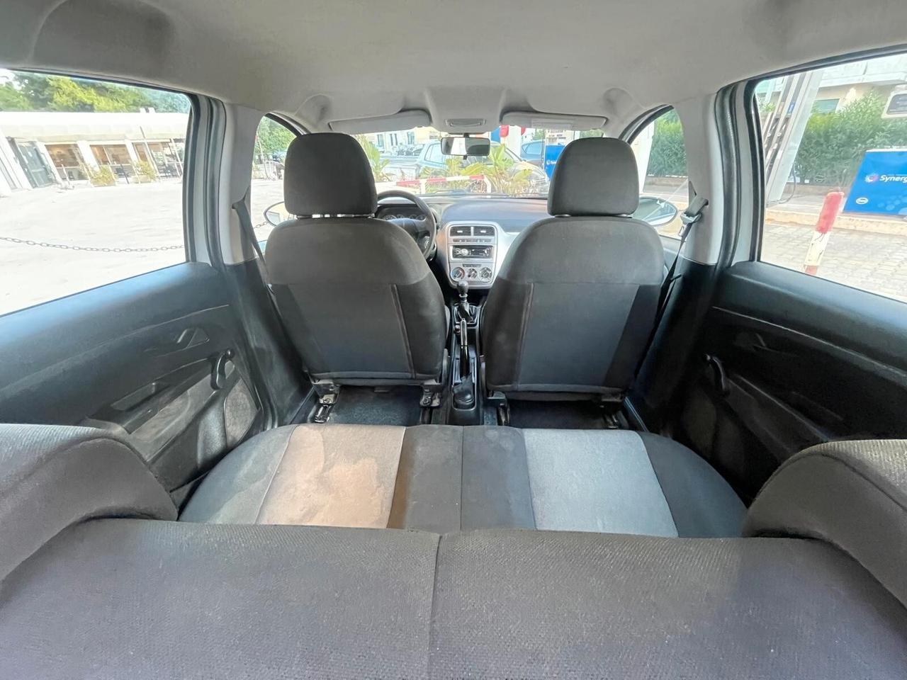 Fiat Punto 1.4 8V 5 porte Natural Power Easy