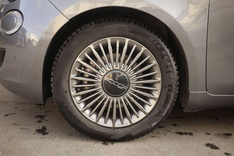 FIAT 500 FIAT 500 500e 42 kWh Icon Unicoproprietario