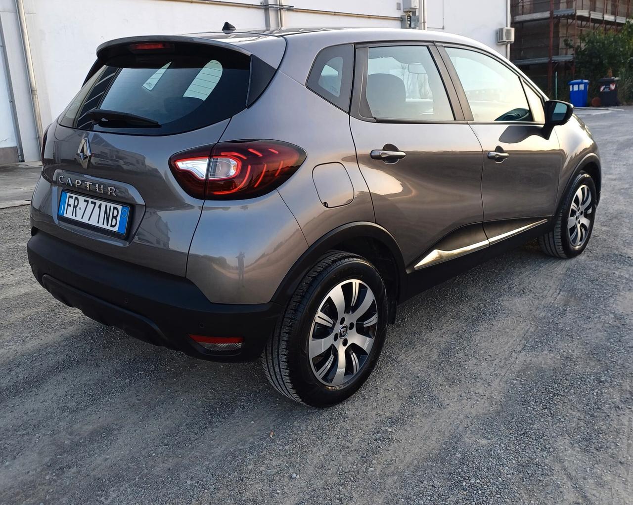 Renault Captur dCi 8V 90 CV Business