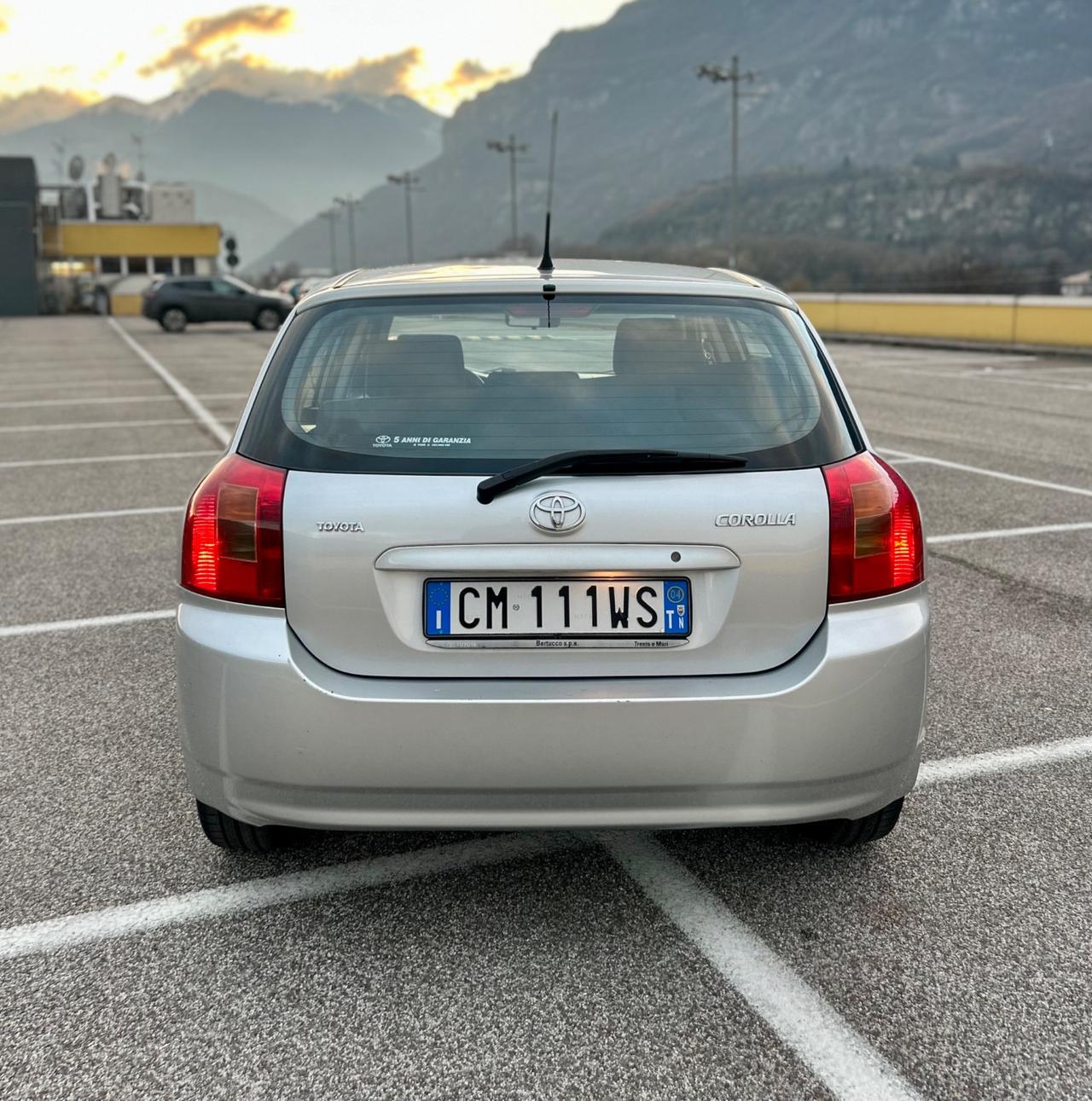 Toyota Corolla 1.6 Benzina 5 porte Neopatentati