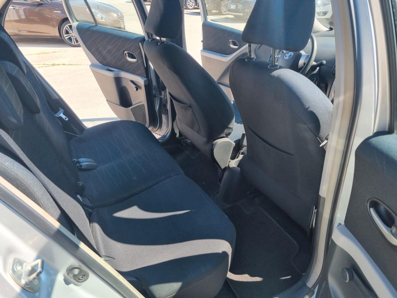 Toyota Yaris 1.4 D-4D 5 porte Sol