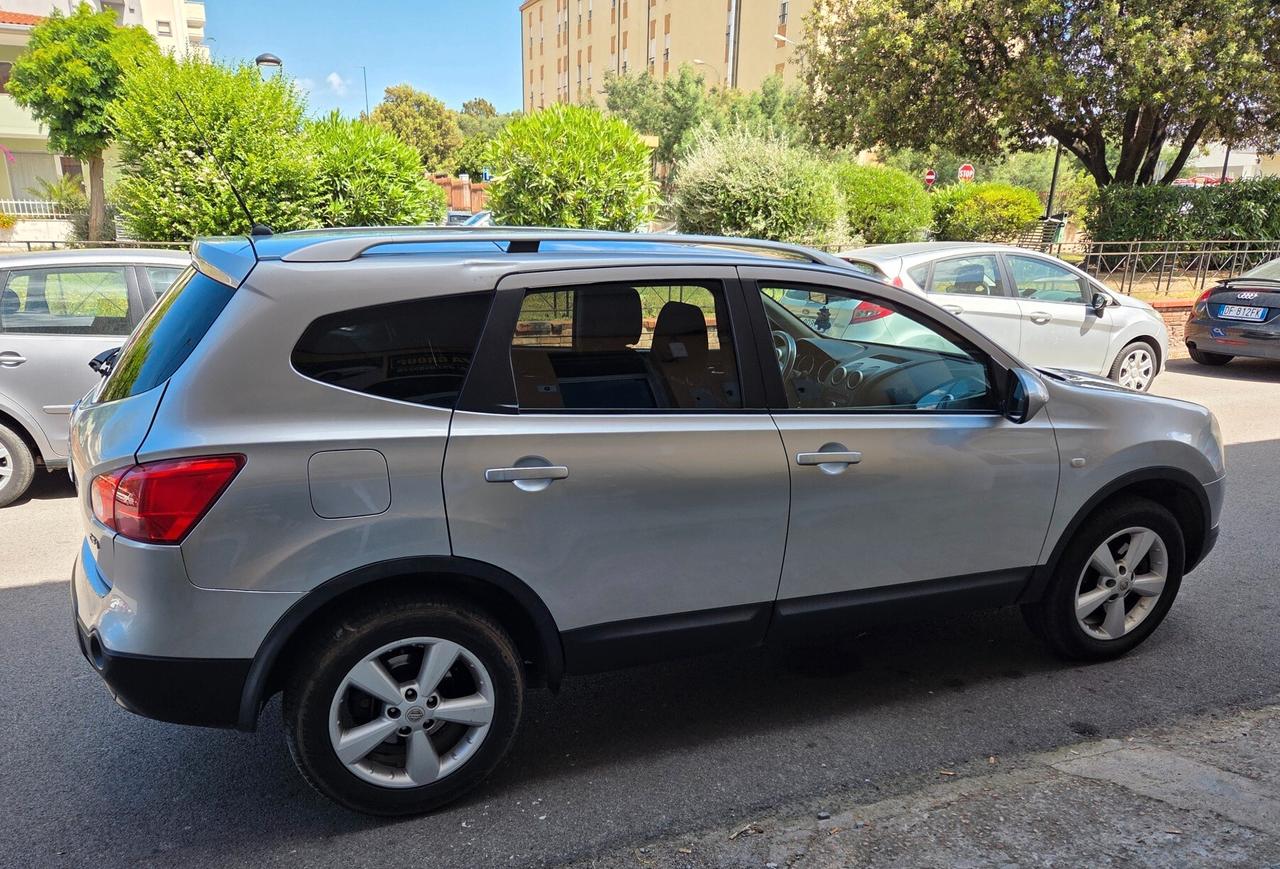 Nissan Qashqai 2.0 dCi 4WD 7posti FULL-OPTIONAL