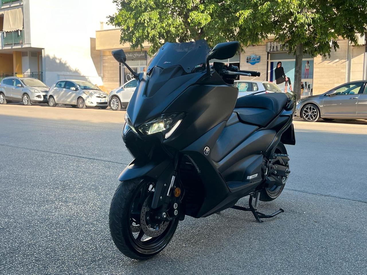 Yamaha T Max 560 PARI AL NUOVO